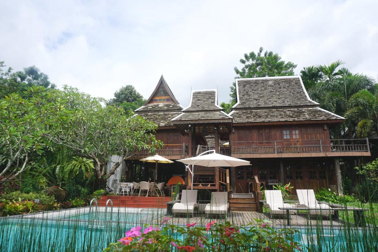 Hôtel Baansuwanburi à Chiang Mai Extérieur photo